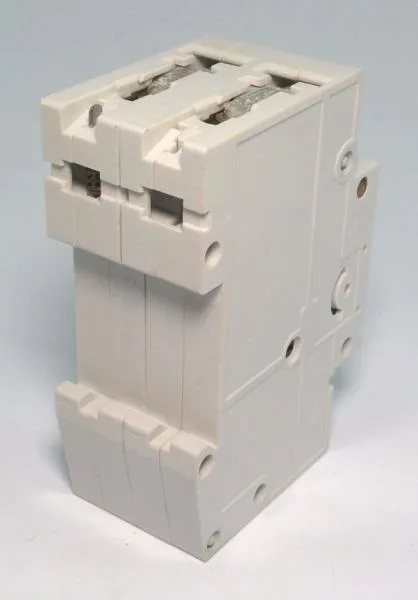 Siemens 5SX5210-6 — 2-Pole MCB (DIN Rail) (image 2)