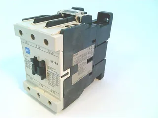 Fuji Electric SC-E4-220VAC — Contactors (image 2)