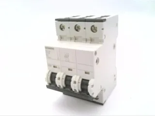 Siemens 5SY4303-8 — 3-Pole MCB (DIN Rail) (image 3)