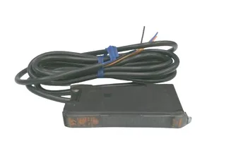 Omron E3X-DA11TW-S 2M
