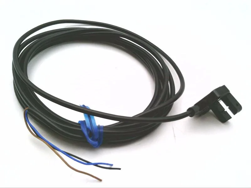 Omron EE-SX771R — Photoelectric Sensors