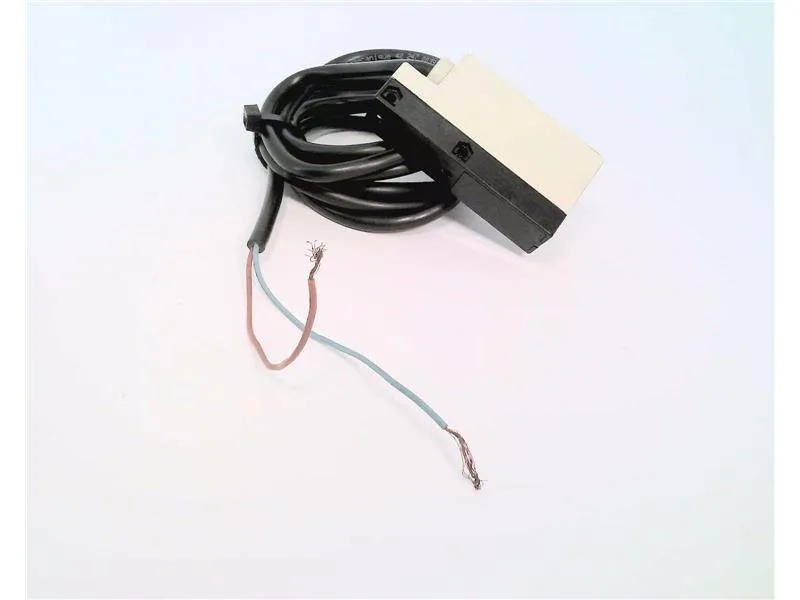 Schneider Electric XULA06011 — Photoelectric Sensors (image 3)