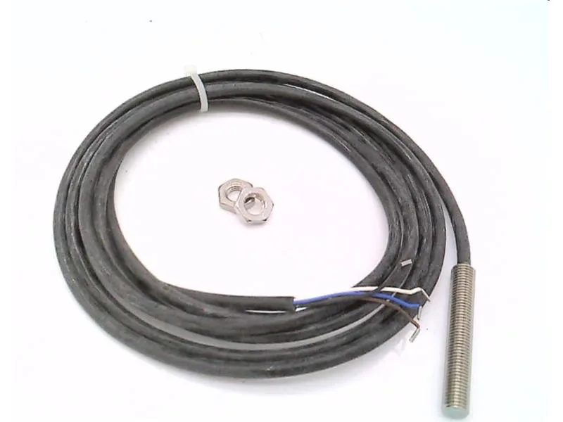 Siemens 3RG4011-0CC05 — Proximity Sensors (image 2)