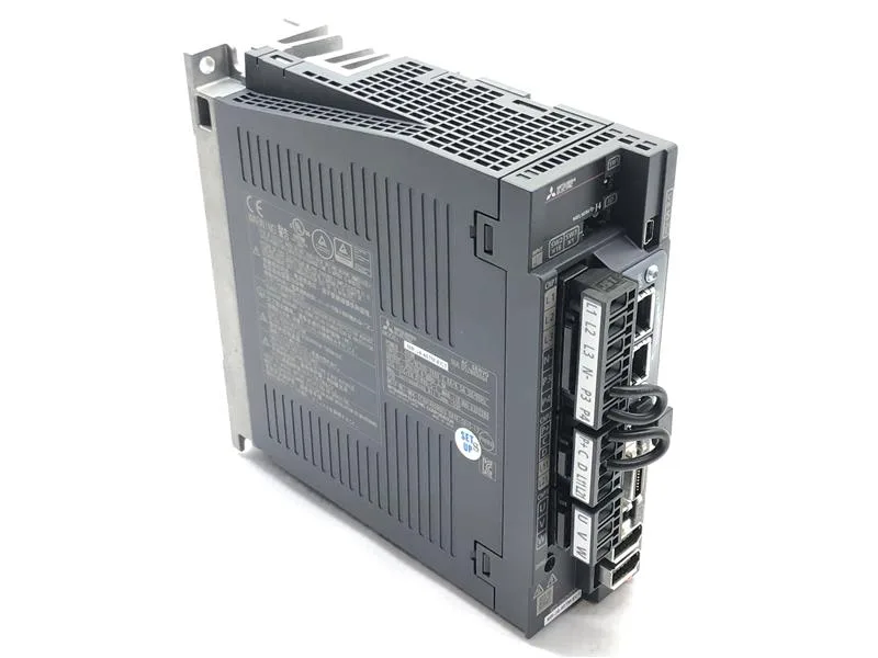 Mitsubishi Electric MR-J4-40TM-ECT — Servo Drives