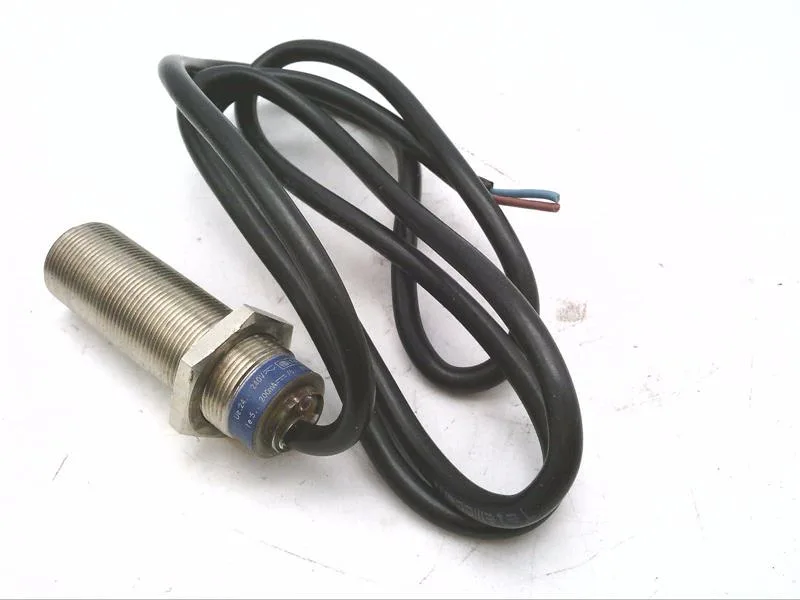 Schneider Electric XS1M18MB230H4 — Proximity Sensors (image 2)