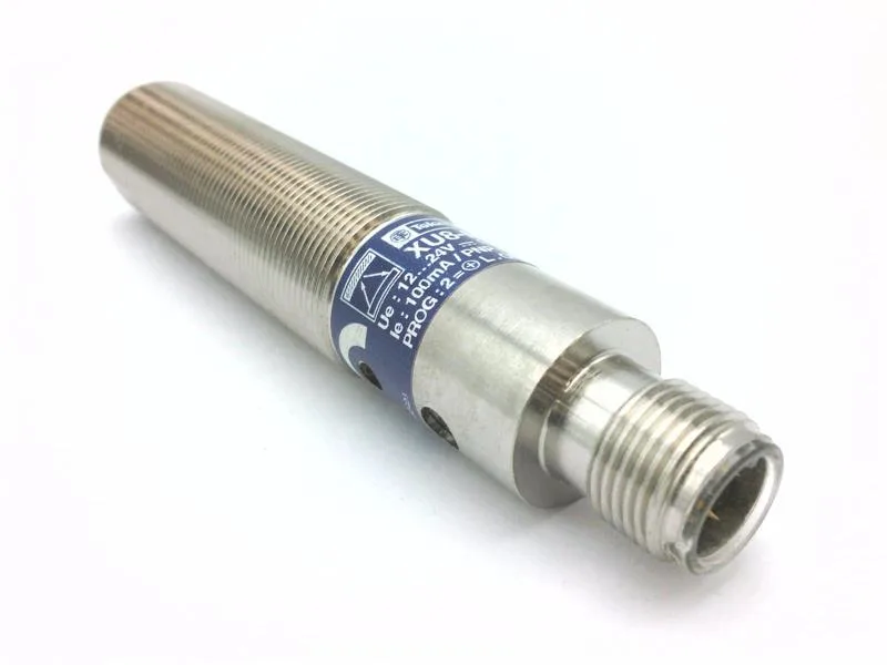 Schneider Electric XU8-M18PP340D — Photoelectric Sensors (image 2)