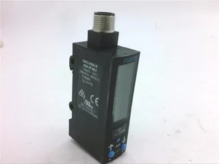 Festo SDE3-D10S-B-HQ4-2P-M12 — Pressure Sensors (image 2)