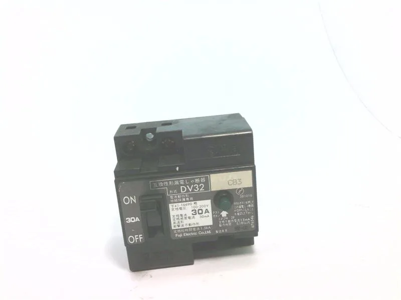 Fuji Electric DV32-30MA — Molded Case Circuit Breakers (MCCB) (image 2)