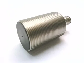 Omron E2B-M30KS10-M1-B2 — Proximity Sensors (image 2)