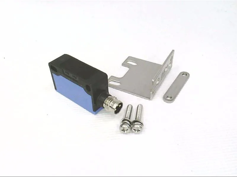 SICK WL140-2P330 — Photoelectric Sensors (image 3)