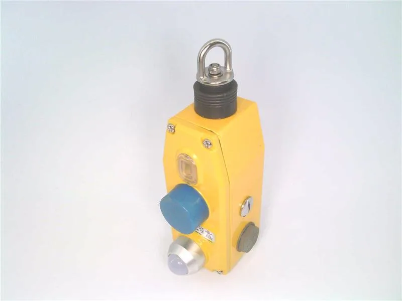 ABB 2TLA050200R1233 — Safety Relays