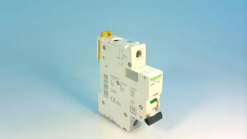 Schneider Electric A9F92104