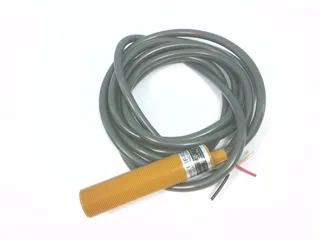 Omron E3F-R2Z1 — Photoelectric Sensors (image 3)