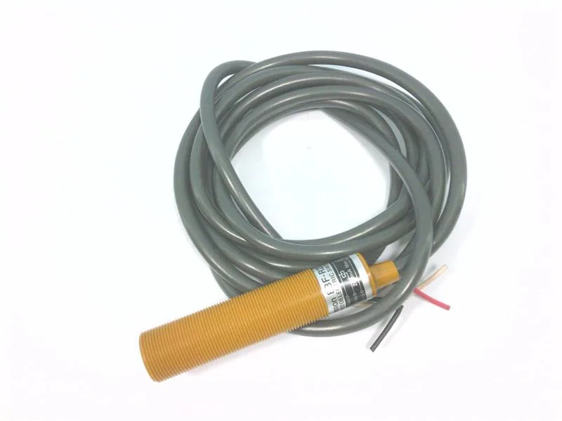 Omron E3F-R2Z1 — Photoelectric Sensors (image 3)