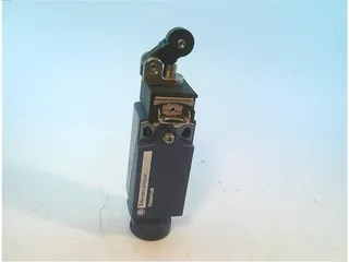 Schneider Electric XCPR2121P20 — Limit Switches (image 4)