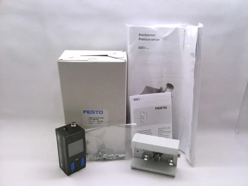 Festo SDE1-D10-G2-MS6-L-P2-M8-W5 — Pressure Sensors