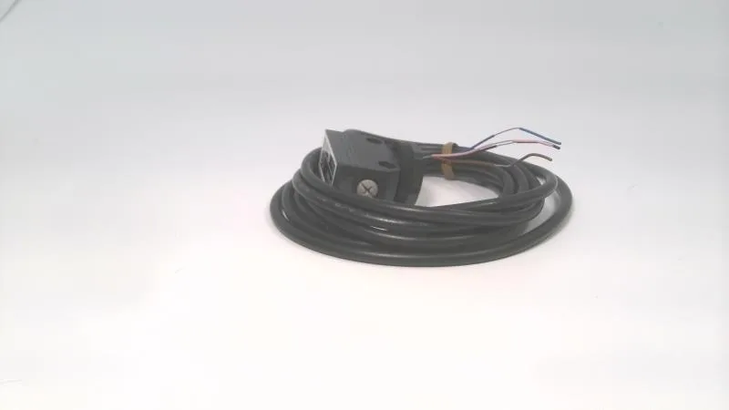 Omron E3Z-FDN13 2M — Photoelectric Sensors (image 2)