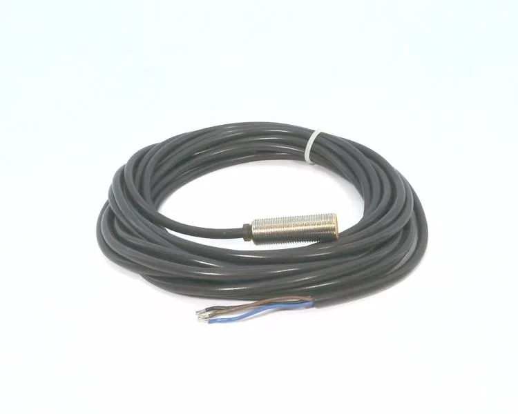 Siemens 3RG4012-0AG33-ZA50 — Proximity Sensors (image 2)
