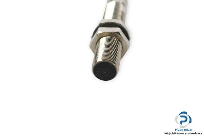 Omron E2A-M12LS04-M1-B1 — Proximity Sensors (image 3)