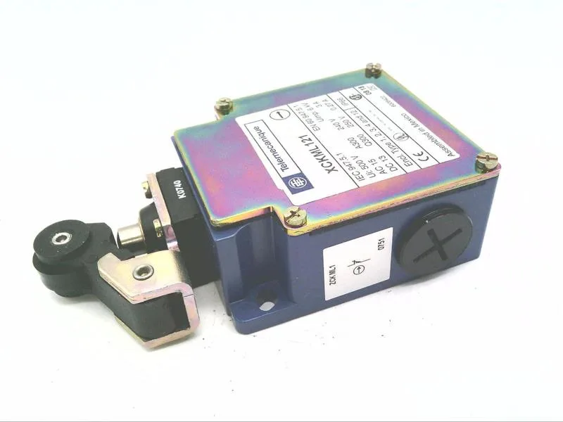 Schneider Electric XCKML121 — Limit Switches (image 2)
