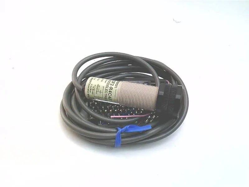 Omron E3F2-R4C4F — Photoelectric Sensors