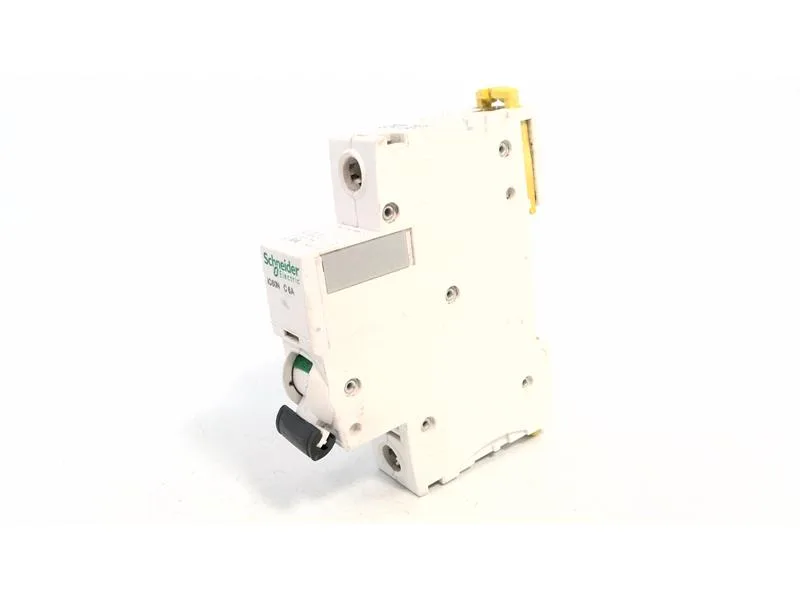 Schneider Electric A9F77106 (image 3)