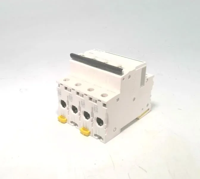Schneider Electric A9F74450