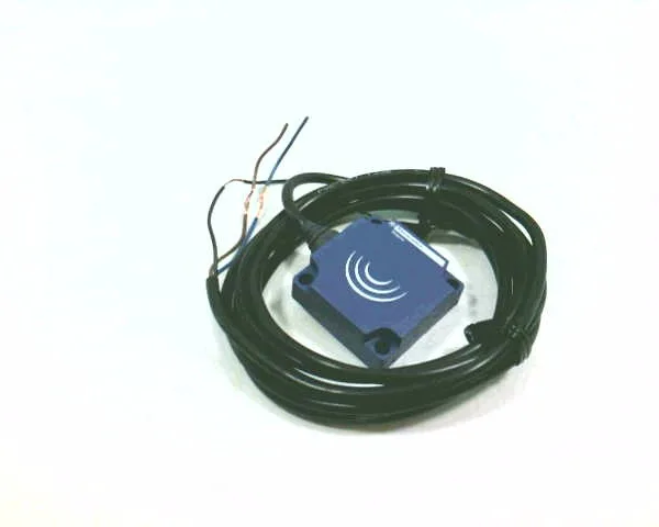 Schneider Electric XS9C111A2L2 — Proximity Sensors (image 4)
