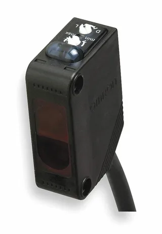 Omron E3Z-D82K 2M — Photoelectric Sensors (image 3)