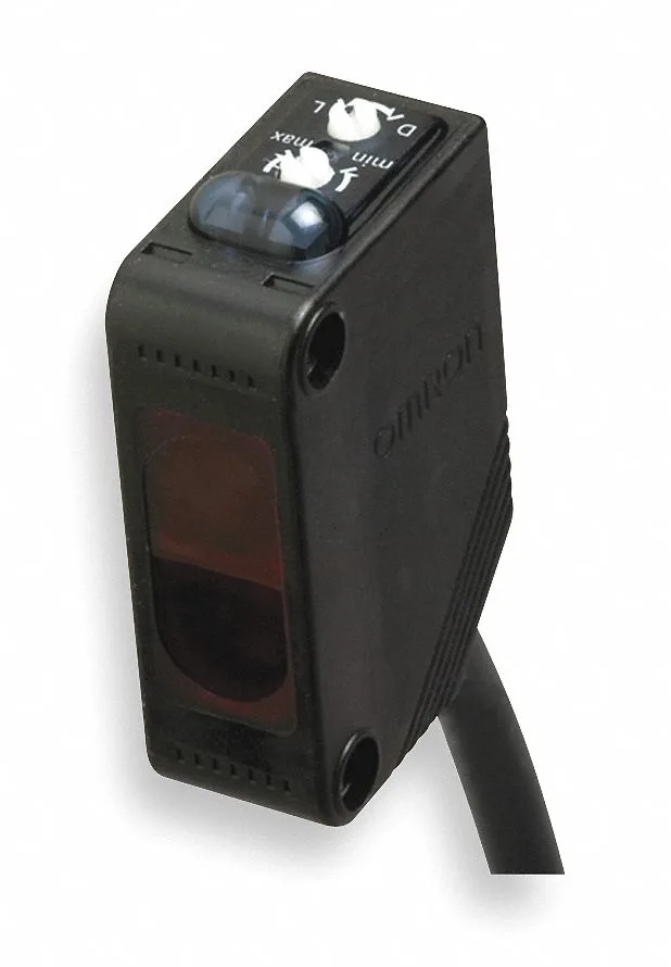Omron E3Z-D82K 2M — Photoelectric Sensors (image 3)