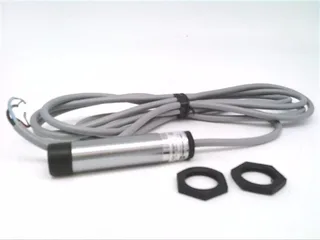 Schneider Electric XSA-J08713 — Proximity Sensors (image 2)