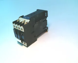 Schneider Electric LP1D0910FD — Contactors (image 2)