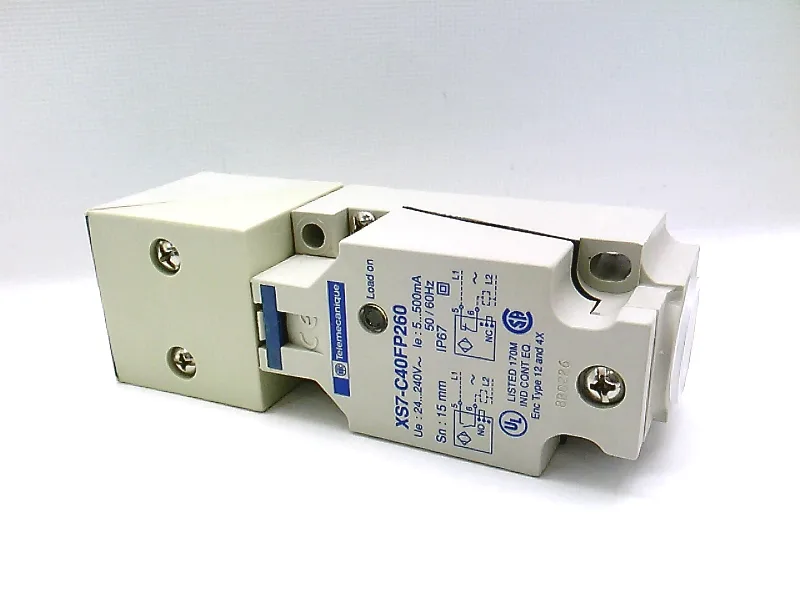 Schneider Electric XS7-C40FP260 — Proximity Sensors (image 2)