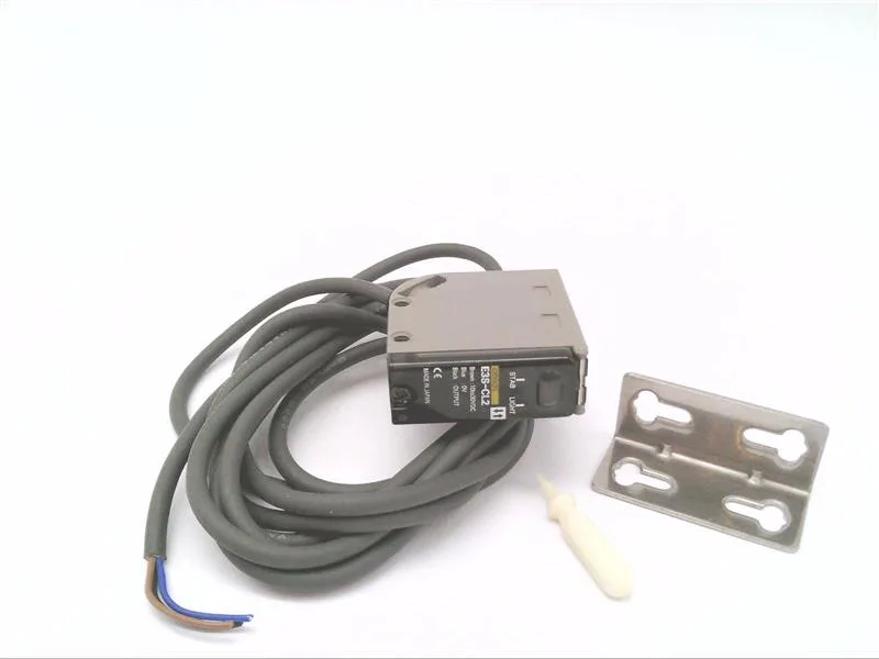 Omron E3S-CL2 2M — Photoelectric Sensors (image 2)