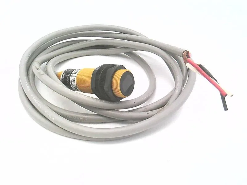 Omron E3F-3DC4 — Photoelectric Sensors
