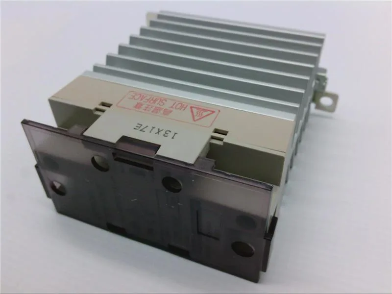Omron G3PE-535B DC12-24 — Solid State Relays (image 2)