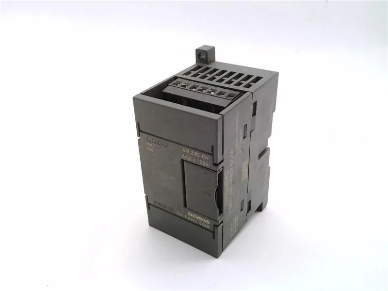 Siemens 6ES7232-0HB22-0XA8 — Analog Output Modules (image 2)