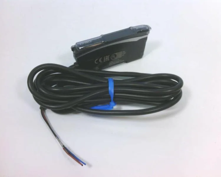 Omron E3NX-CA11 2M — Proximity Sensors (image 3)