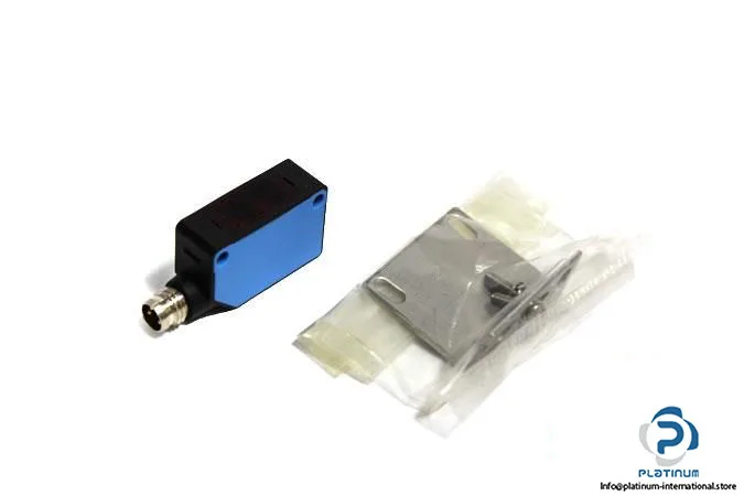 SICK WT100-P4430 — Proximity Sensors (image 2)