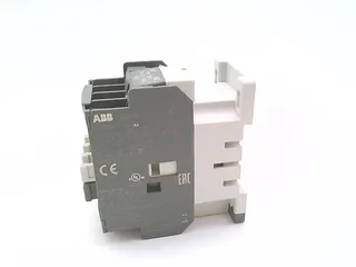 ABB 3AXD50000017472 — Contactors (image 2)