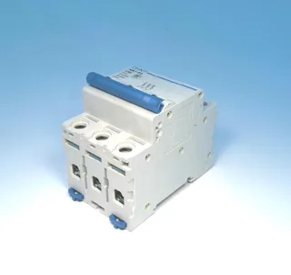 NB1-63 C50 3P
