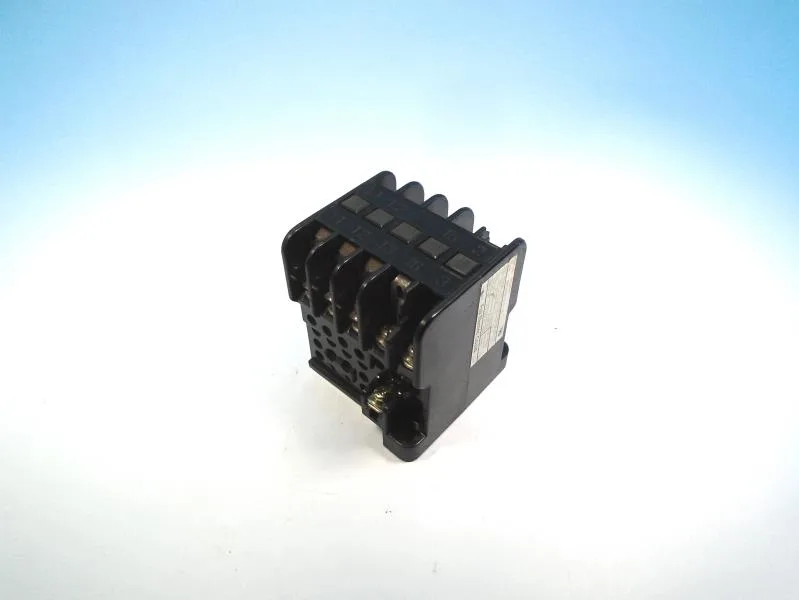Fuji Electric 1RC0F01 — Contactors (image 2)