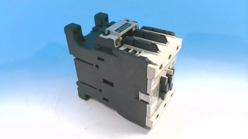 Fuji Electric SC-E2-110VAC — Contactors (image 2)