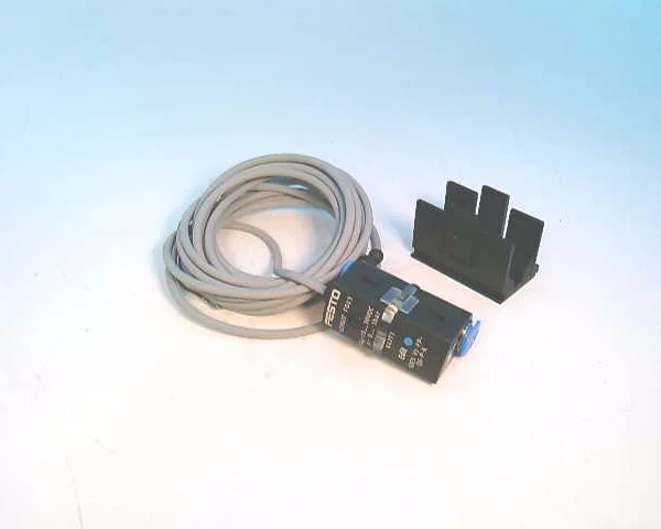 Festo SDE5-V1-FP-Q6-P-K — Pressure Sensors