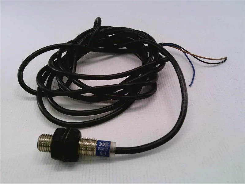 Schneider Electric XS1-N08NA340 — Proximity Sensors (image 2)