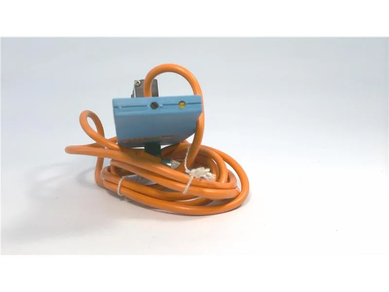 SICK WTR1-P421-S01 — Photoelectric Sensors (image 3)
