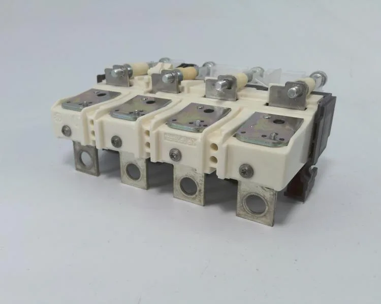 Schneider Electric LV429054 (image 2)