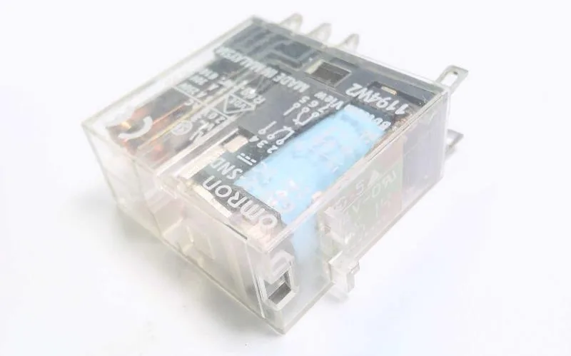 Omron G2R-2-SND DC24 — General Purpose Relays (image 2)