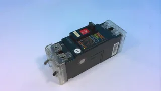 Fuji Electric SA32B BB2ASB-020 — Molded Case Circuit Breakers (MCCB) (image 3)