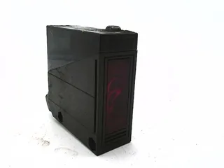 Omron E3JM-10DM4 — Photoelectric Sensors (image 2)
